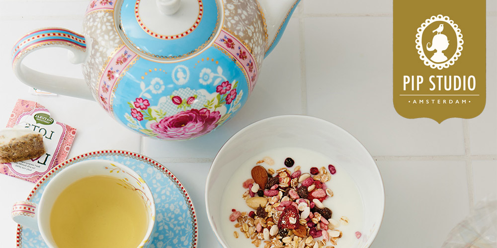 Tableware in the Early Bird design by Pip Studio