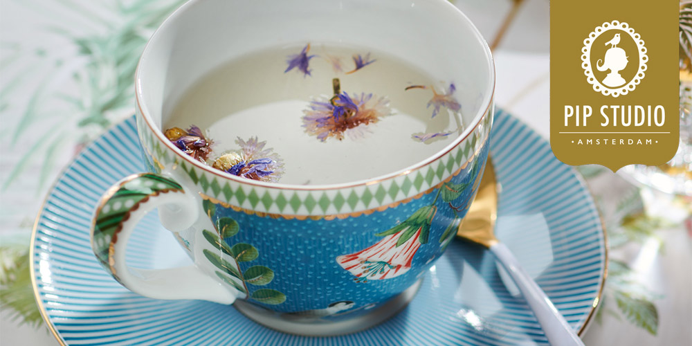 Geschirr im Design La Majorelle Blue von Pip Studio